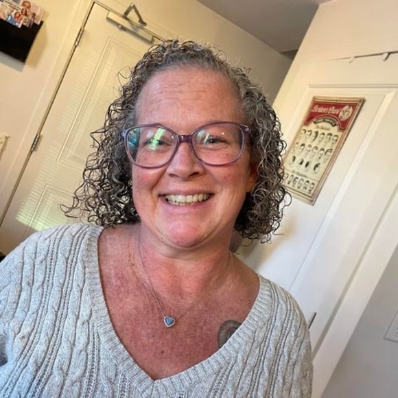 Meet your Posher, Shannon - Picture 1 of 1